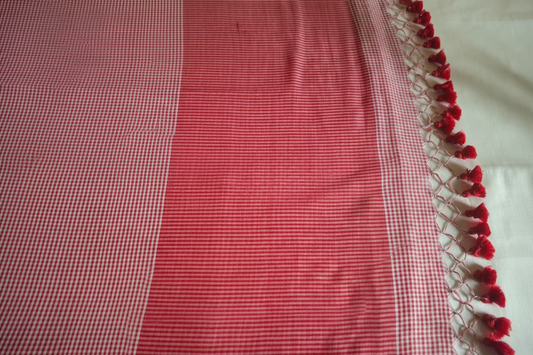 Red white checks Mul Cotton 120
