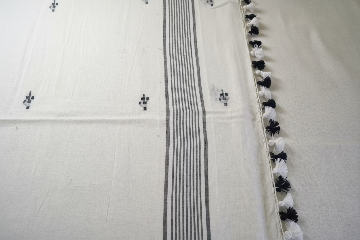 White Jamdani Mul Cotton 100