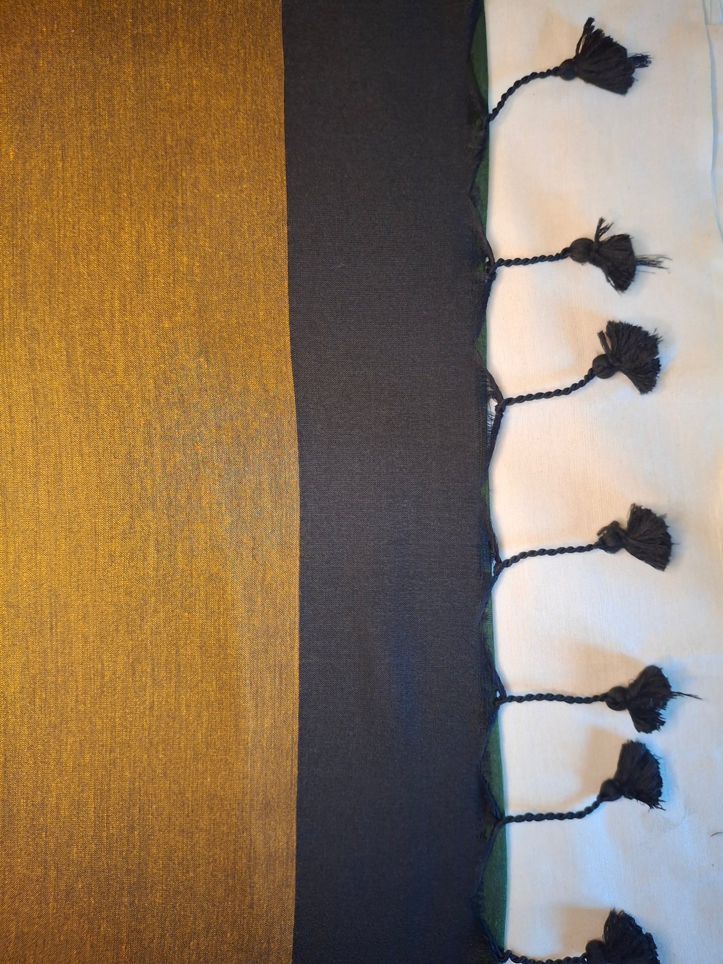 Green and Beige Multicolour stripes Mul cotton