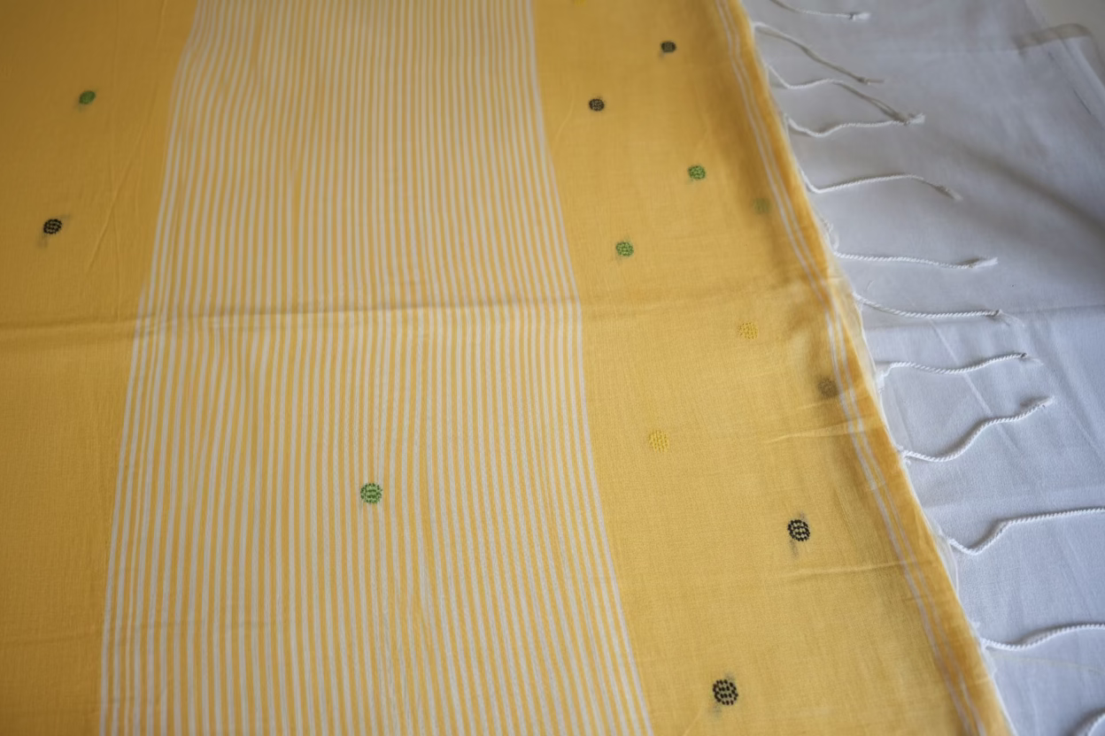 Off white and yellow Jamdani Mul Cotton 100