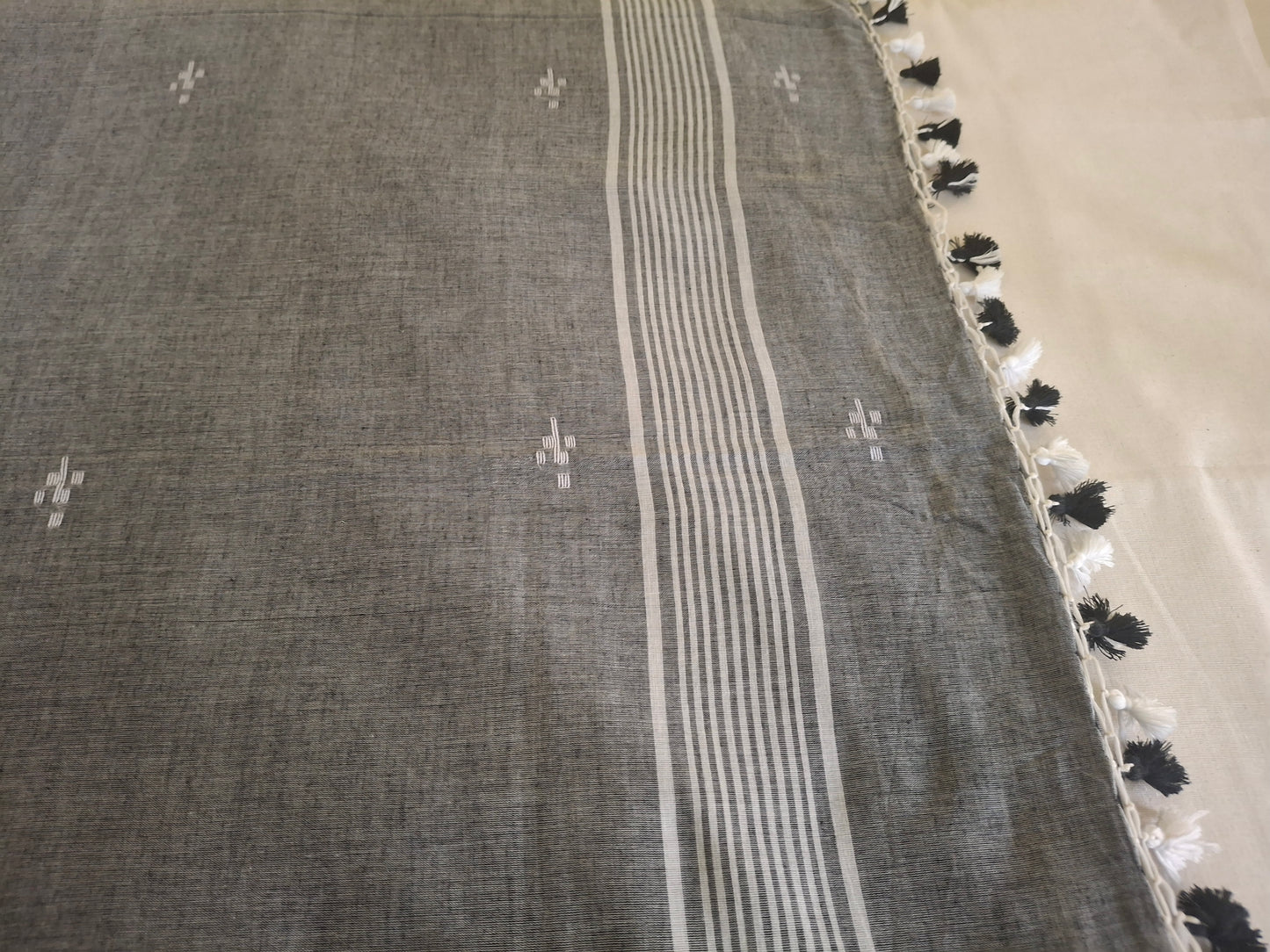 Grey Jamdani Mul Cotton 100