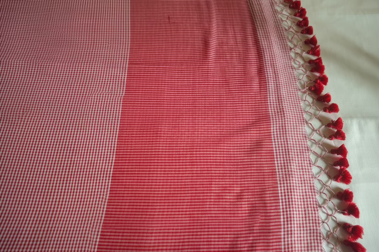 Red white checks Mul Cotton 120
